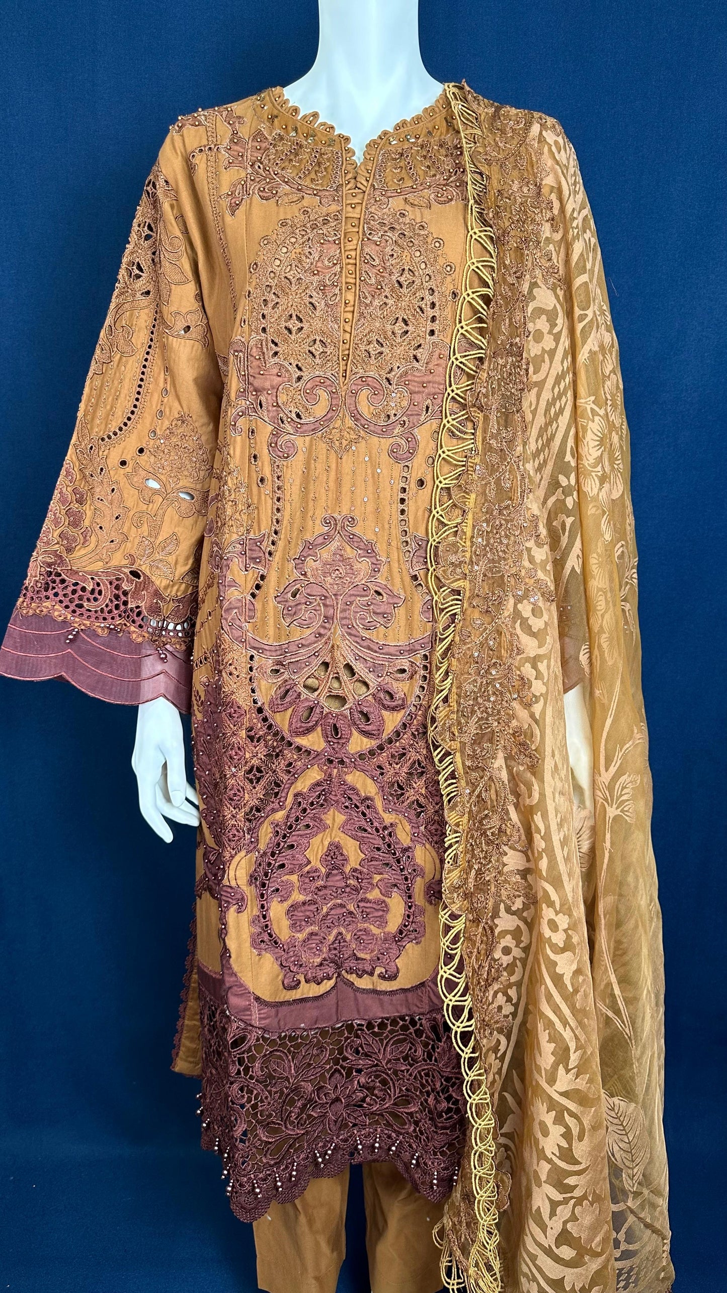 Amber Wine | Festive 3-Piece Set