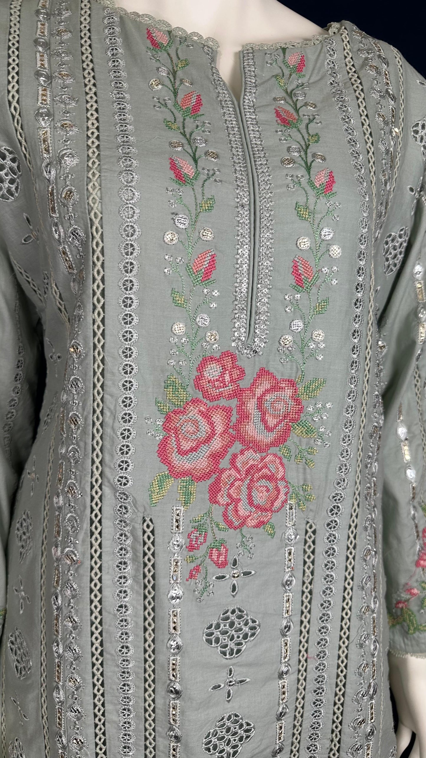 Mint Bloom | 3-Piece Embroidered Set