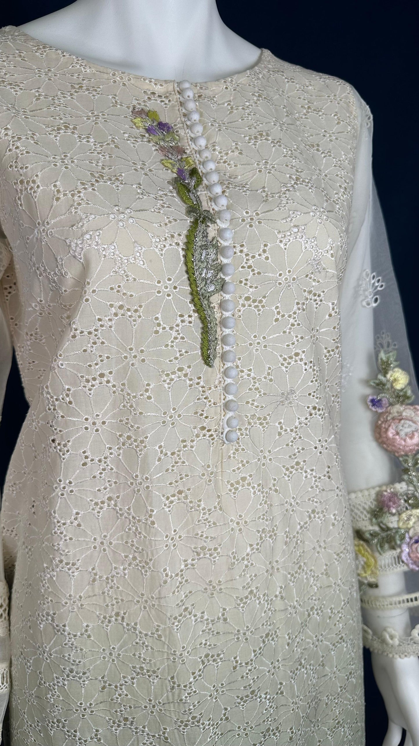 Ivory Petals | 3-Piece Elegant Cream Ensemble