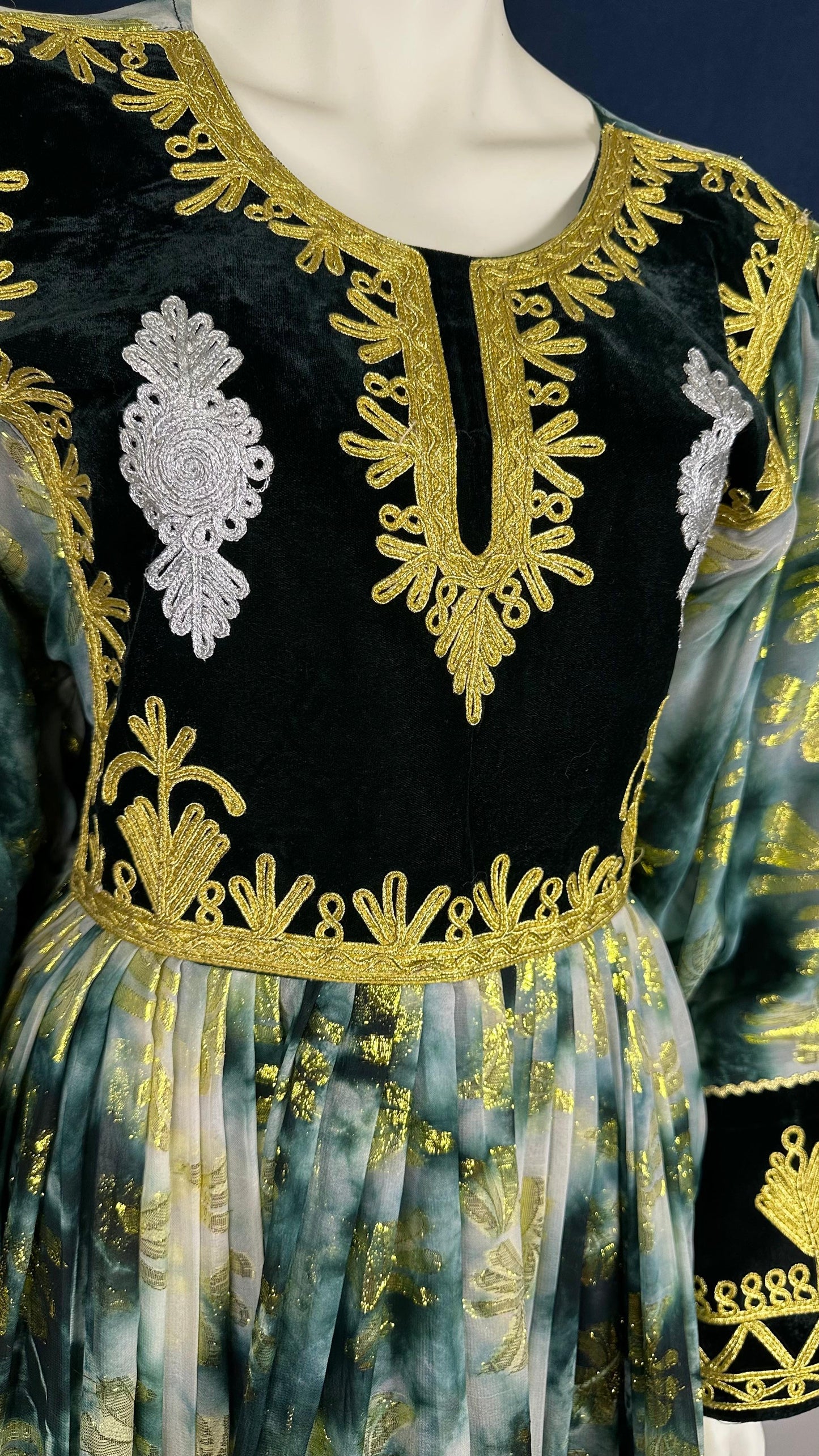 Zamzam | Traditional Afghan Dress in Green