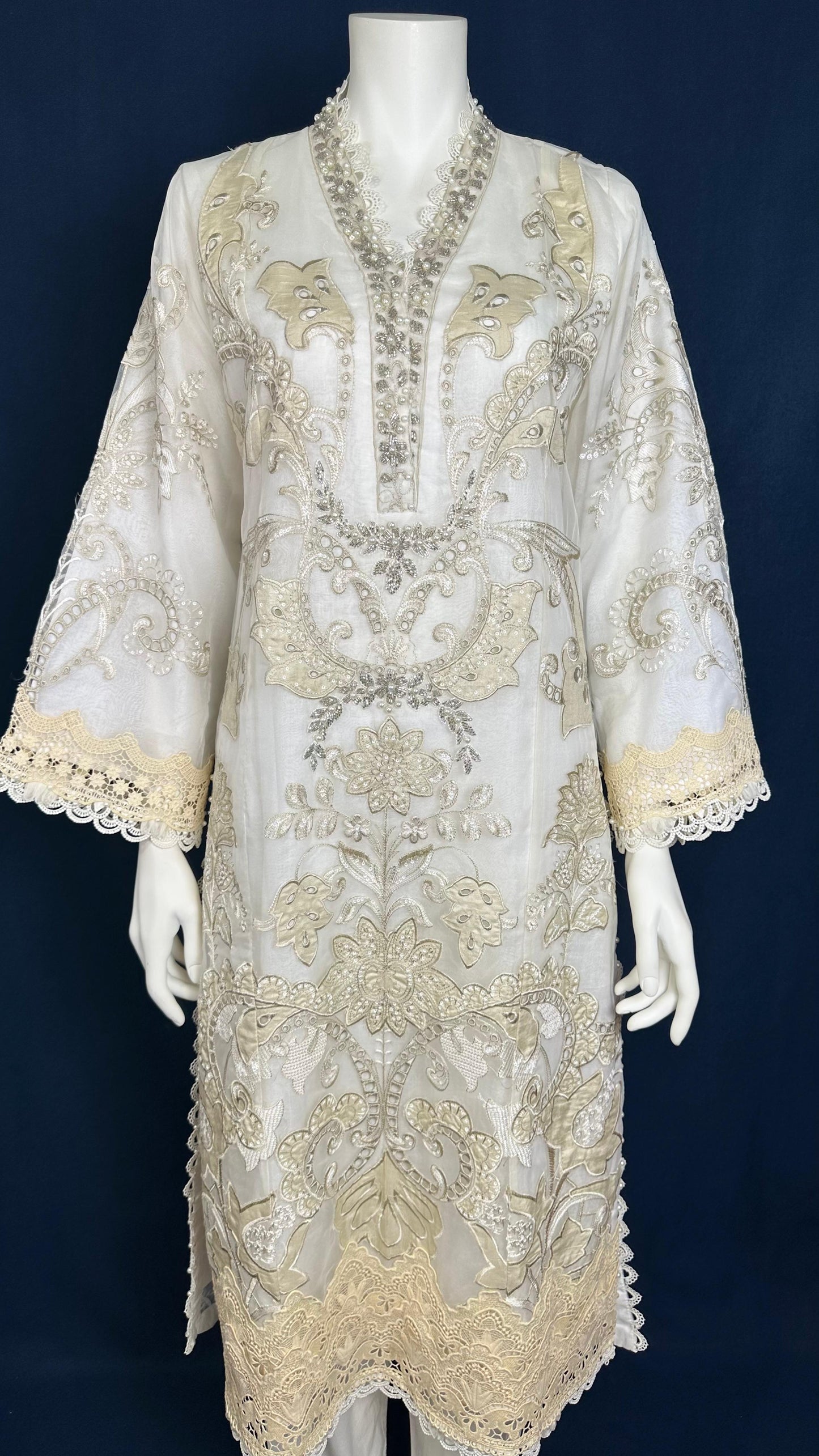 Golden Grace | Festive 3-Piece Set