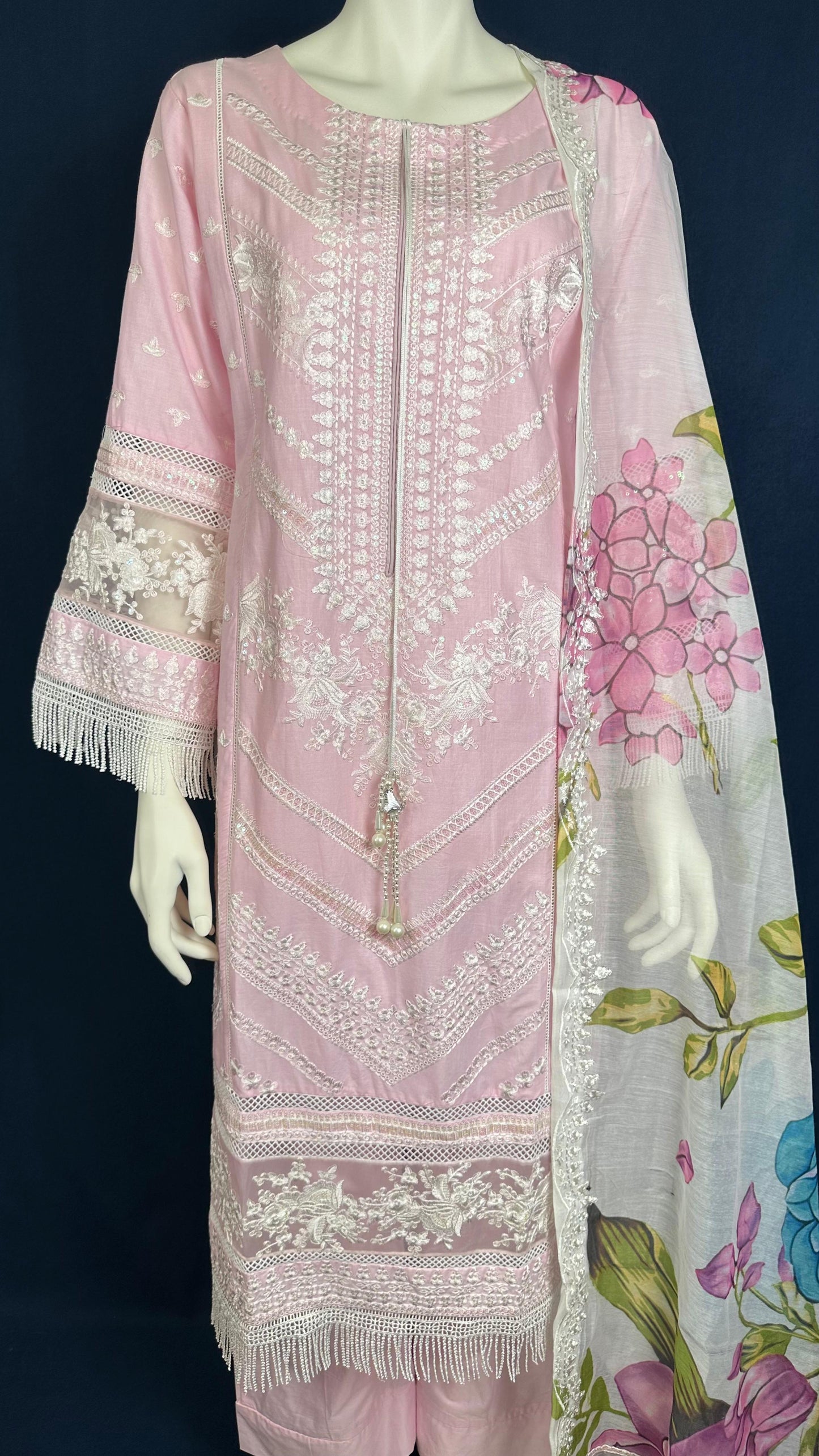 Midnight Bloom 07 – Rose Edition