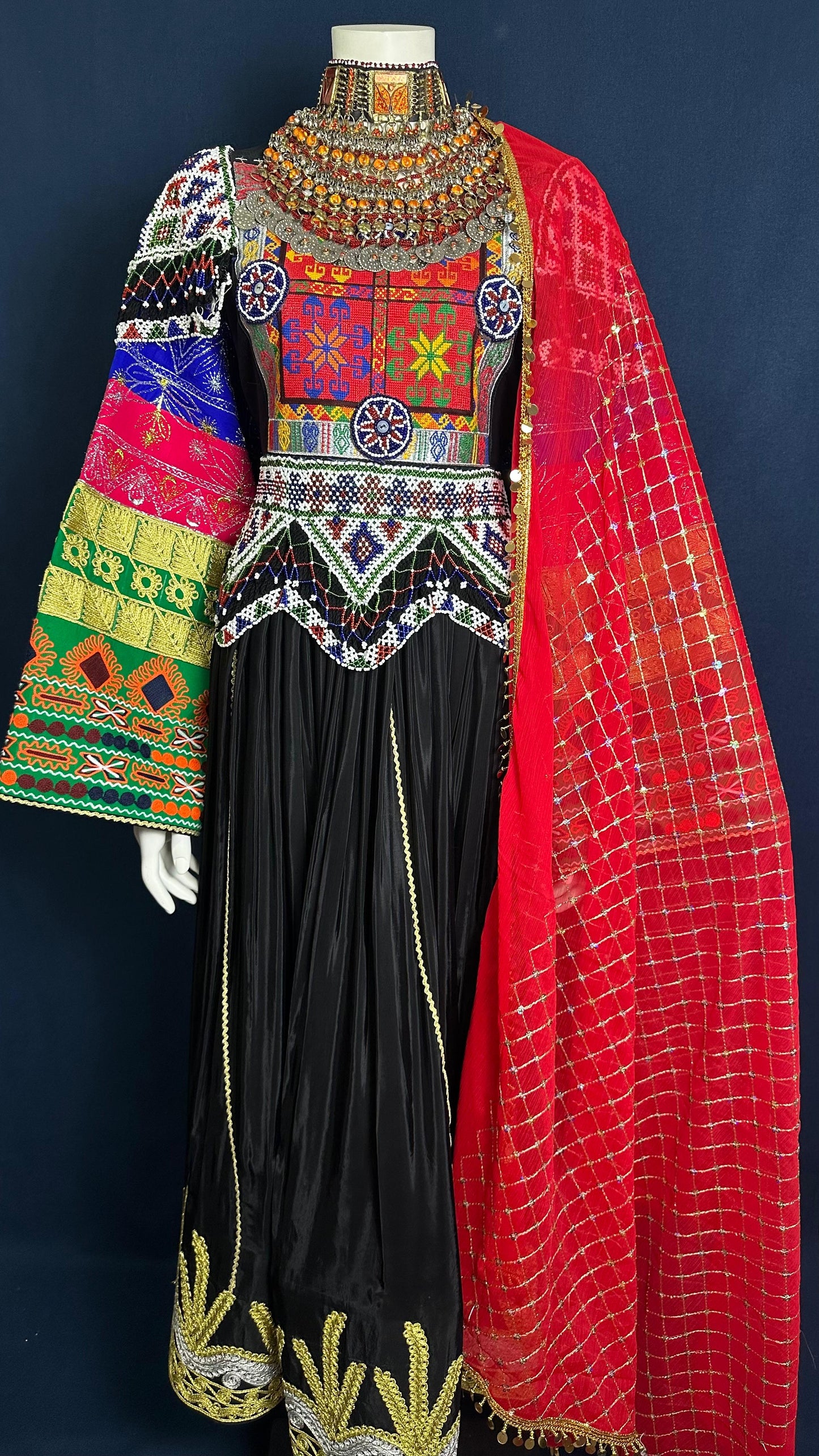 Farzana | Afghanisches Kleid in Schwarz & Multicolor