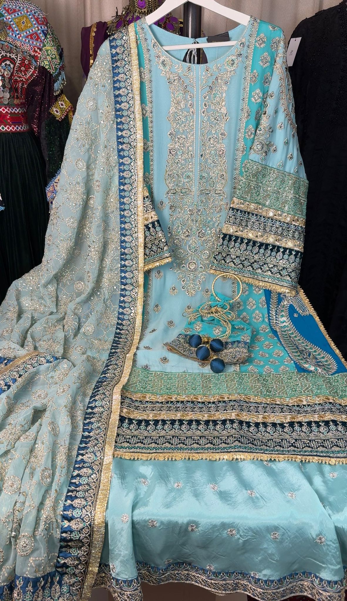 Afghan Luxury 3-Piece Set – Light Blue & Gold