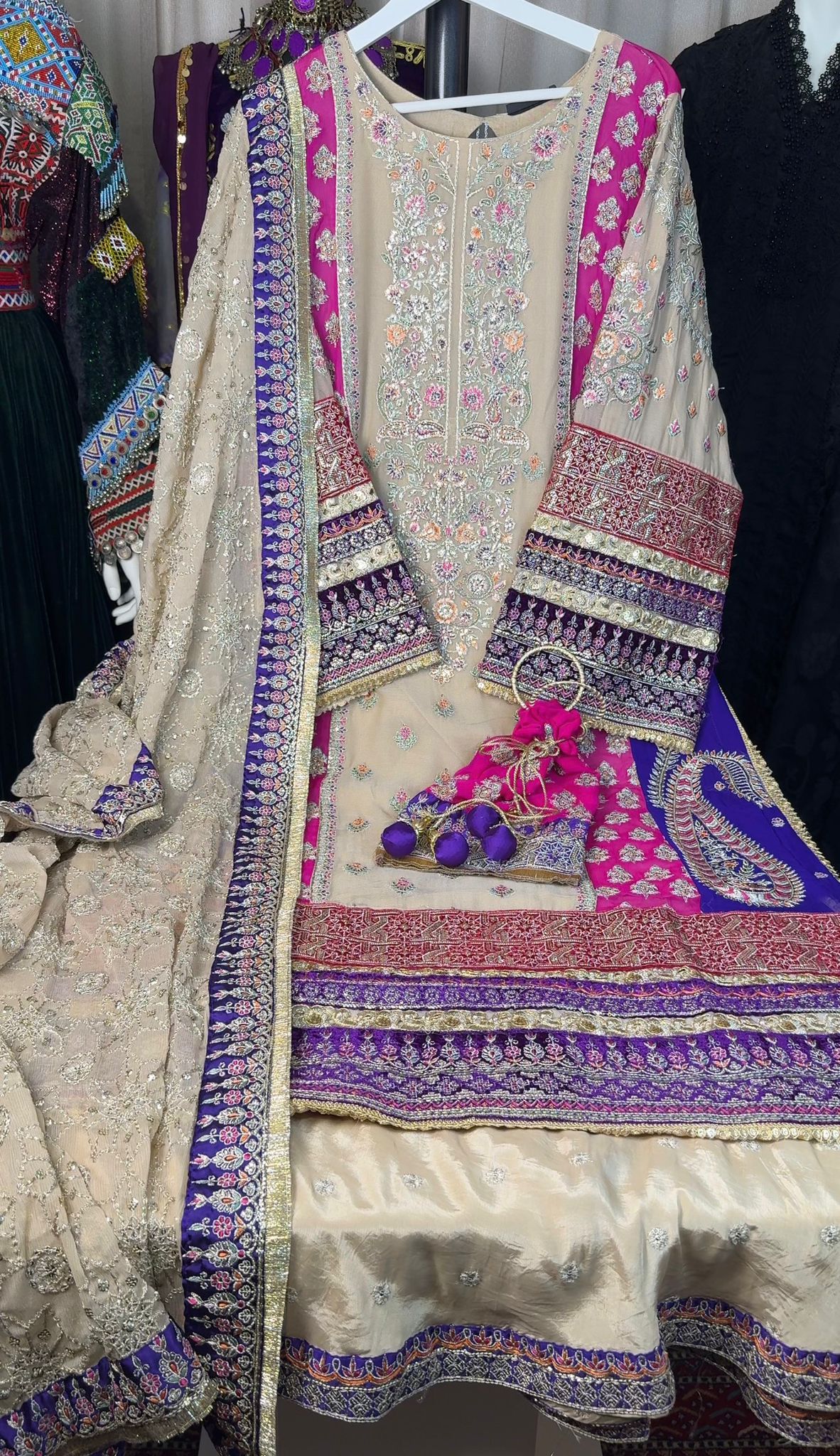 Afghan Luxury 3-Piece Set – Beige, Purple & Pink
