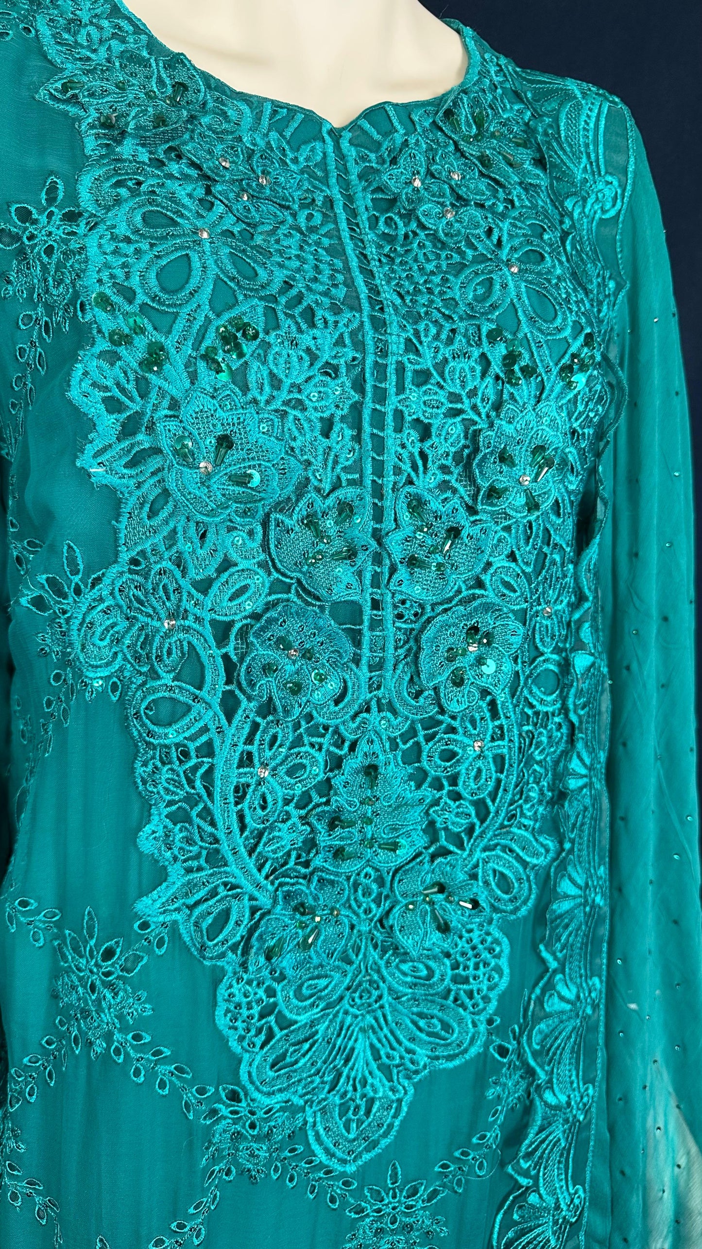 Emerald Bloom | 3-Piece Embroidered Set